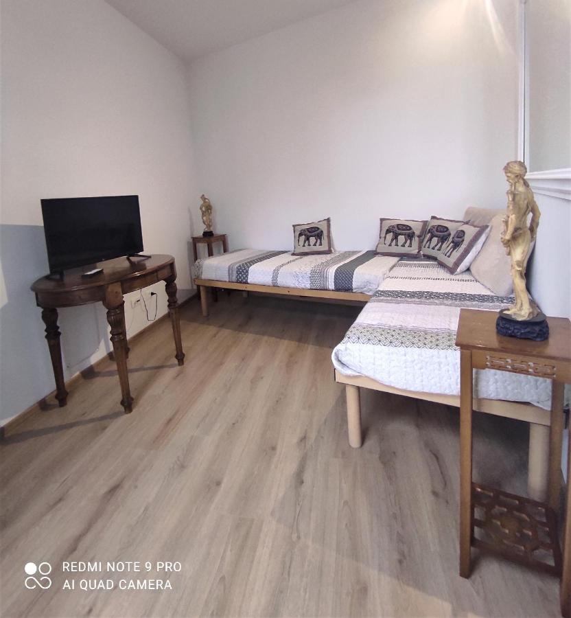 Appartement Attico Rucellai Con Terrazza Super Vista à Florence Extérieur photo